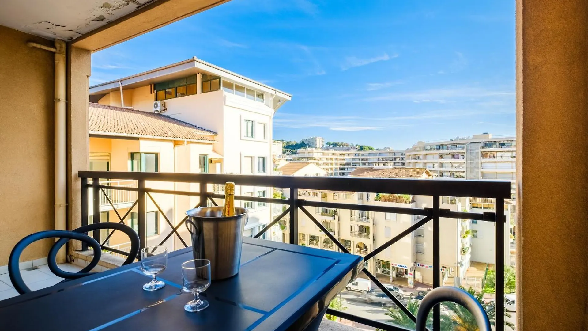 Residhotel Villa Maupassant Cannes France