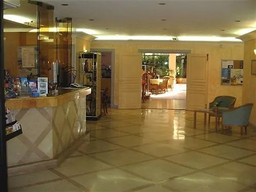 Aparthotel Residhotel Villa Maupassant Cannes
