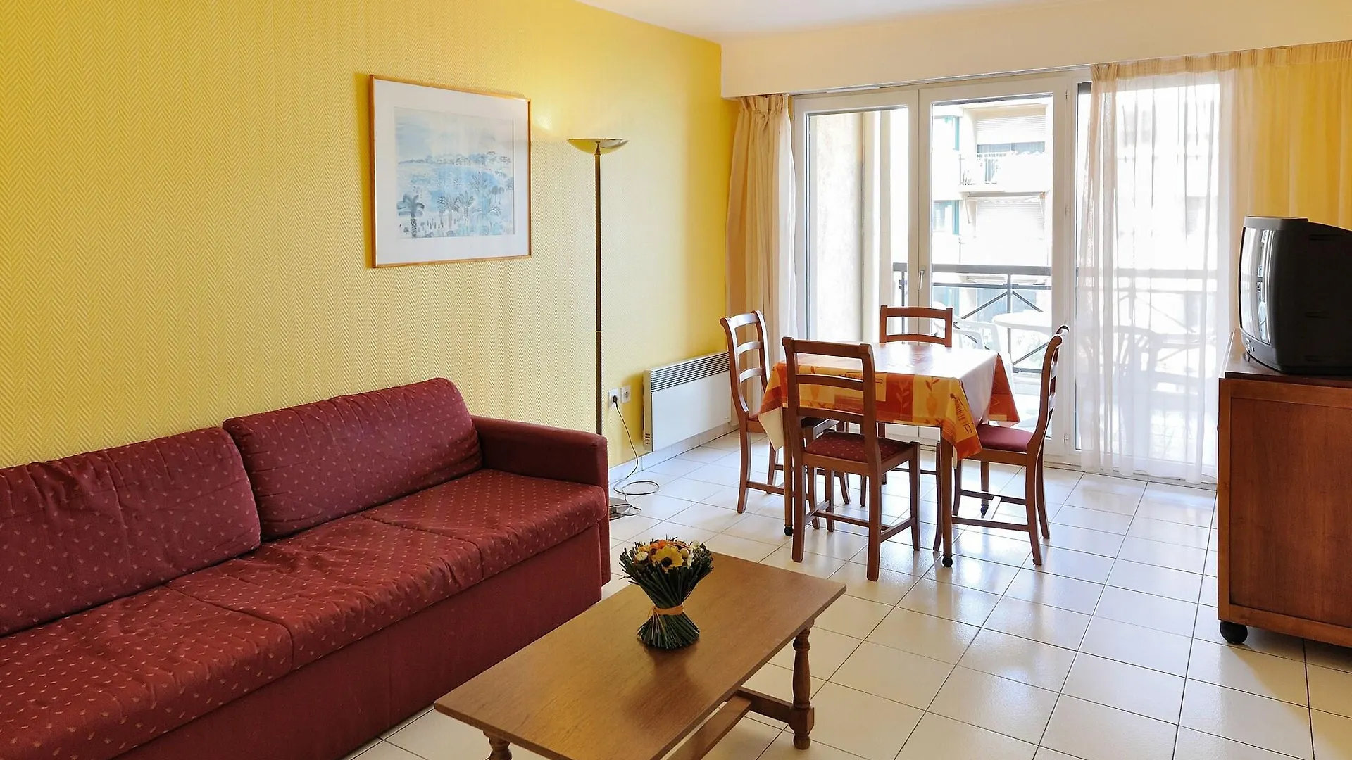 ** Aparthotel Residhotel Villa Maupassant Cannes France