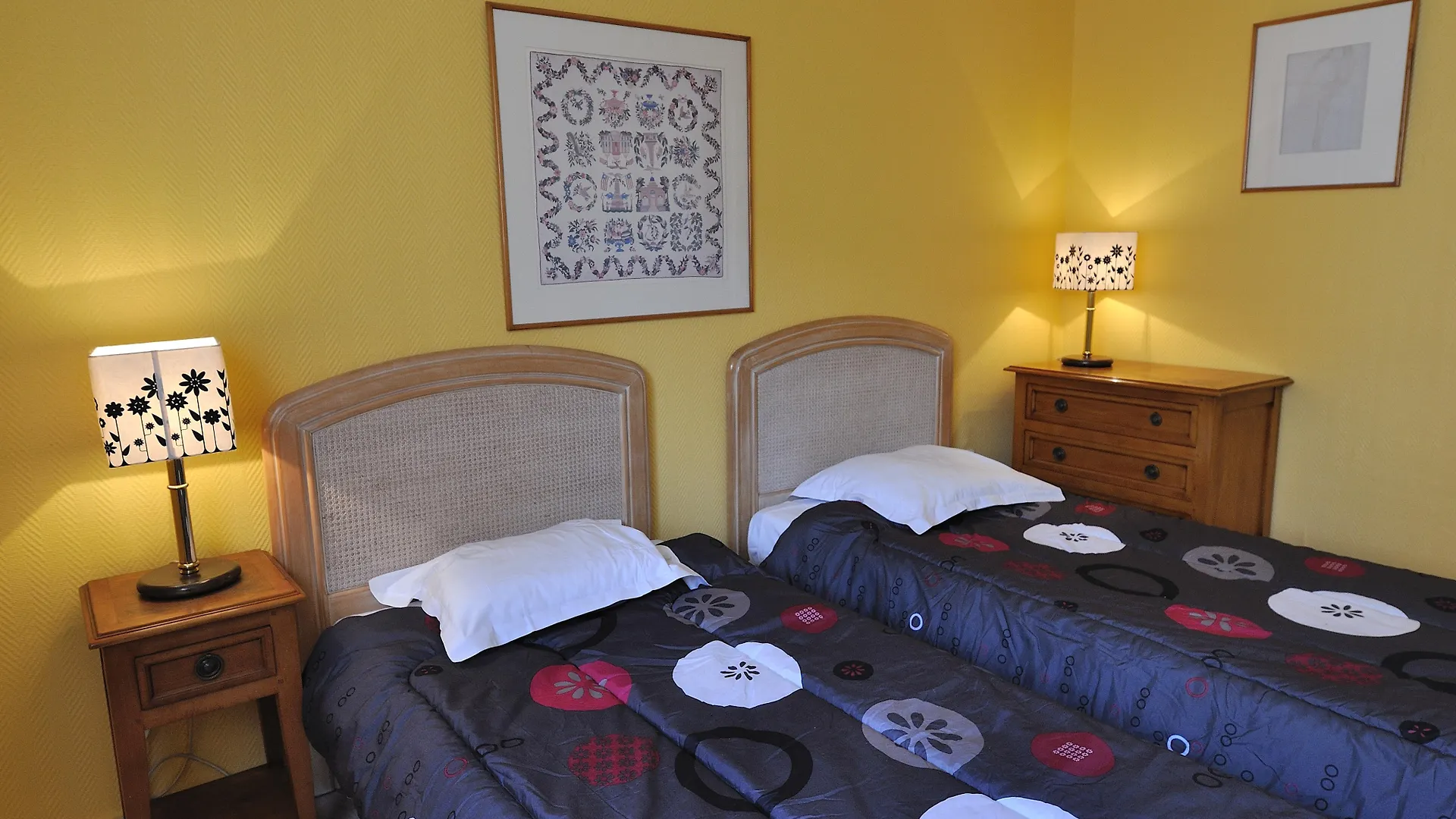 ** Aparthotel Residhotel Villa Maupassant Cannes France