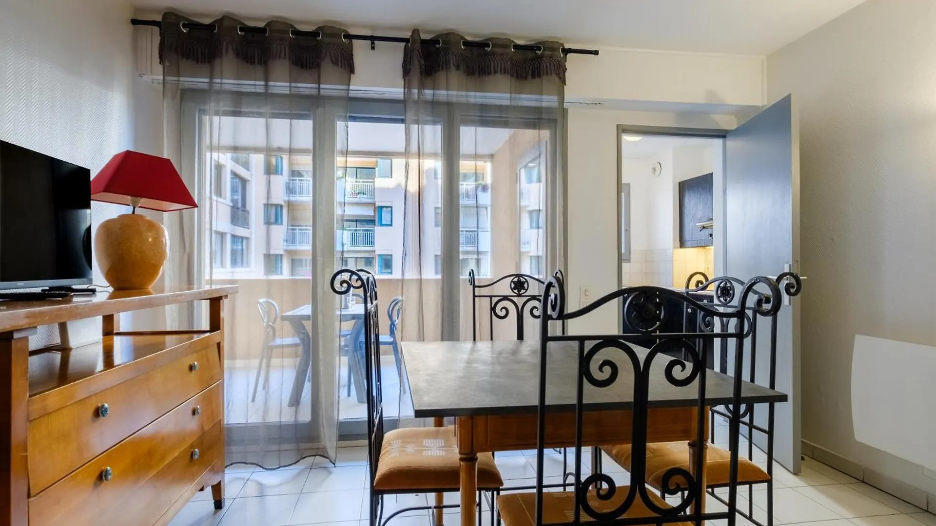 Residhotel Villa Maupassant Cannes Aparthotel