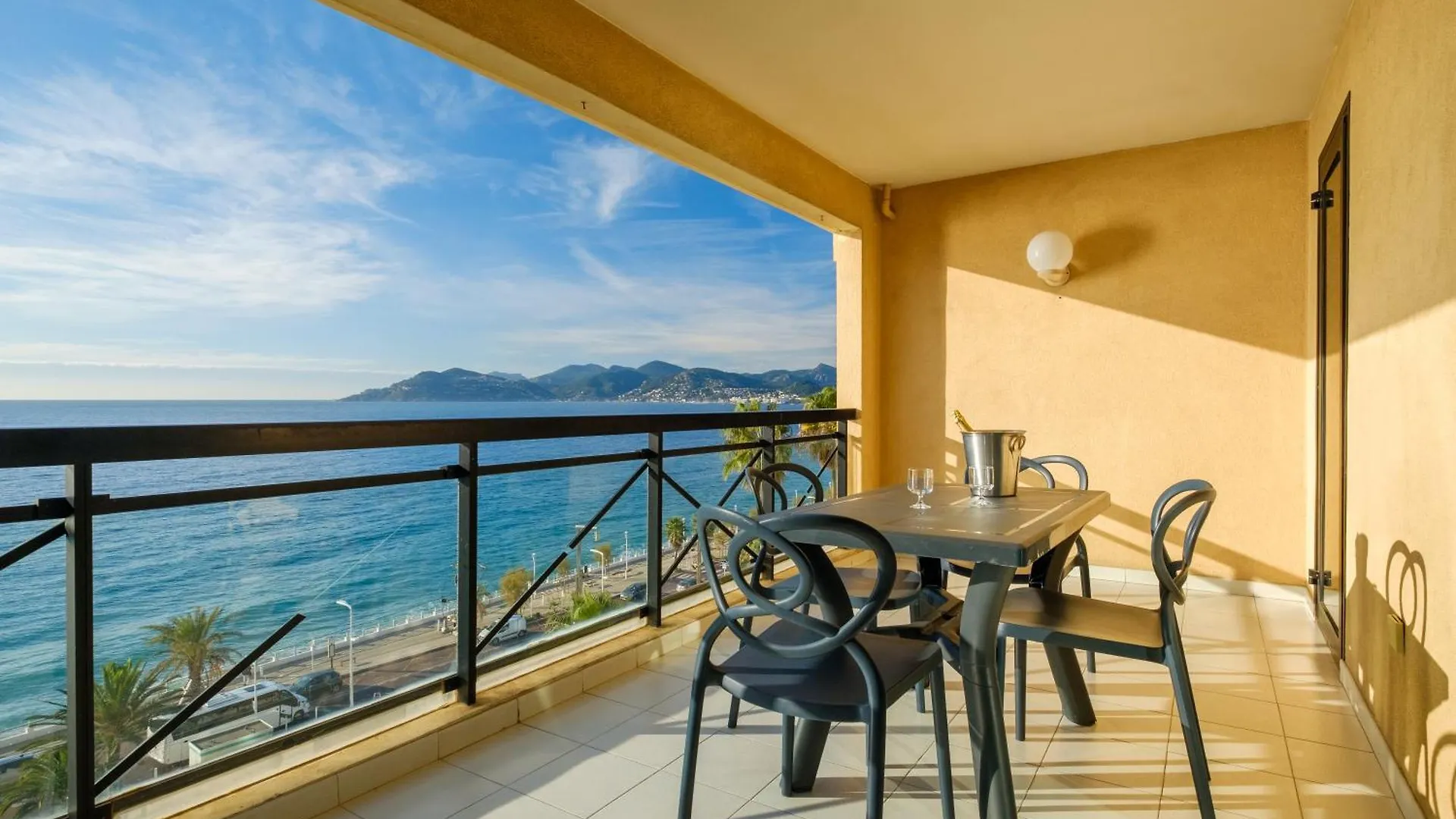 Residhotel Villa Maupassant Cannes
